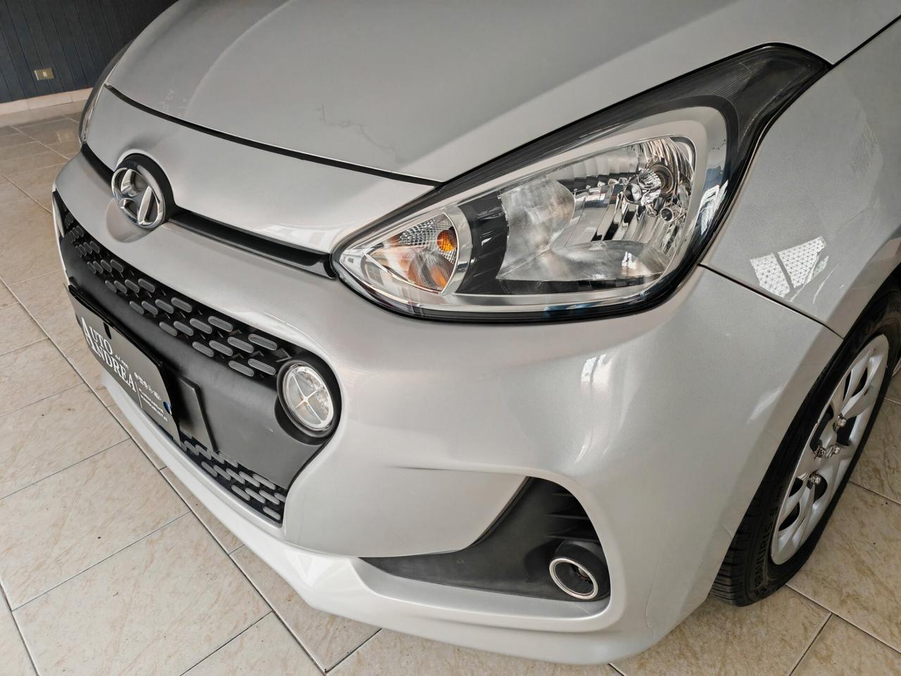 Hyundai i10 1.0 Benzina full optional 2019