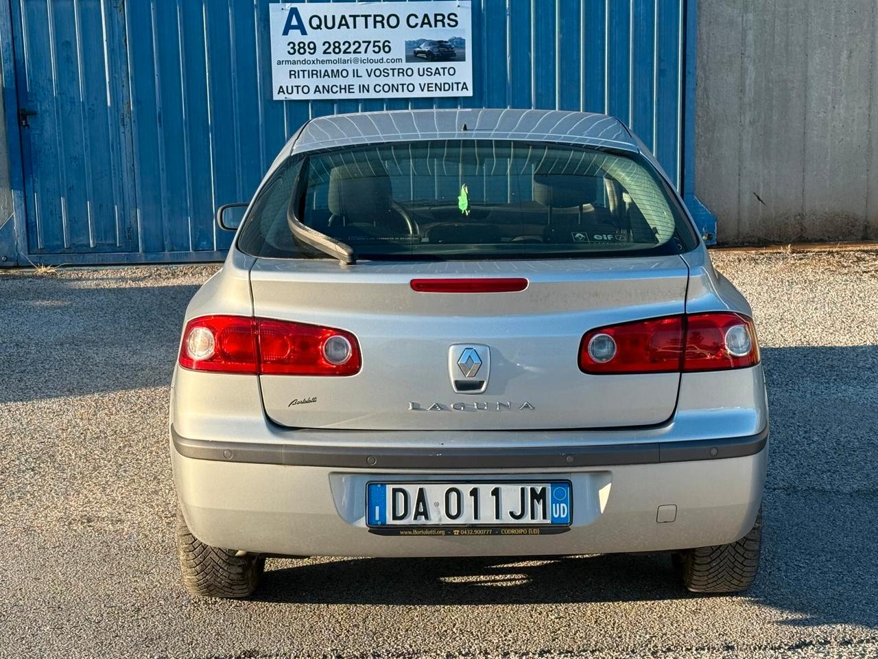Renault Laguna 1.6 16V Teknos