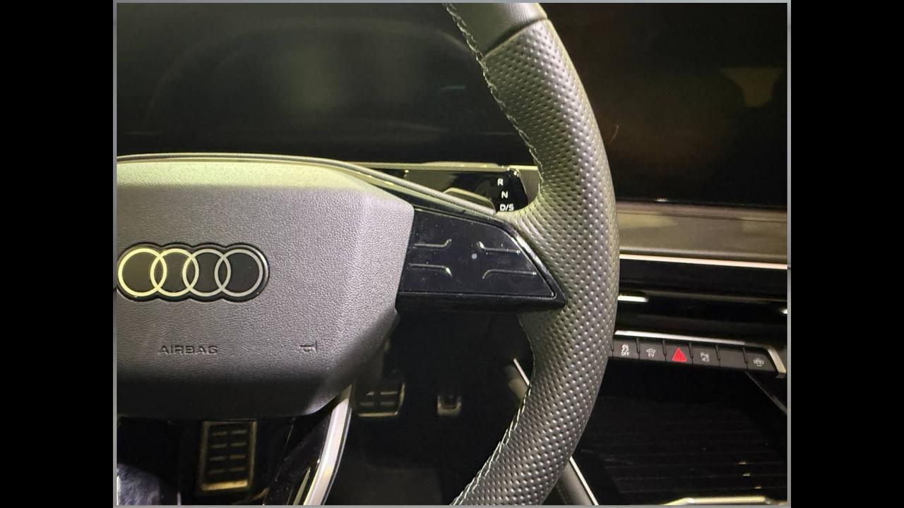 Audi Audi Q3 SUV Business e-hybrid 200 kW S tronic
