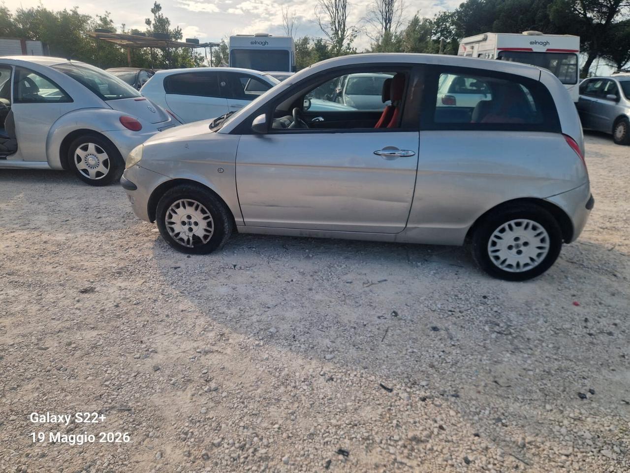 Lancia Ypsilon 1.3 MJT 75 CV Argento