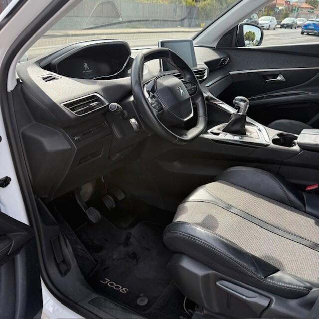 Peugeot 3008 BlueHDi 120 S&S Business