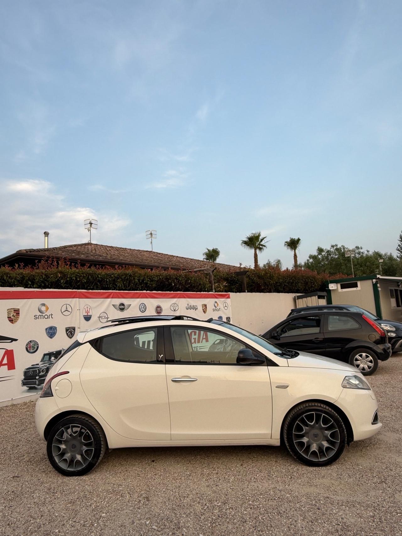 Lancia Ypsilon 1.3 MJT 16V 95 CV 5 porte S&S Platinum