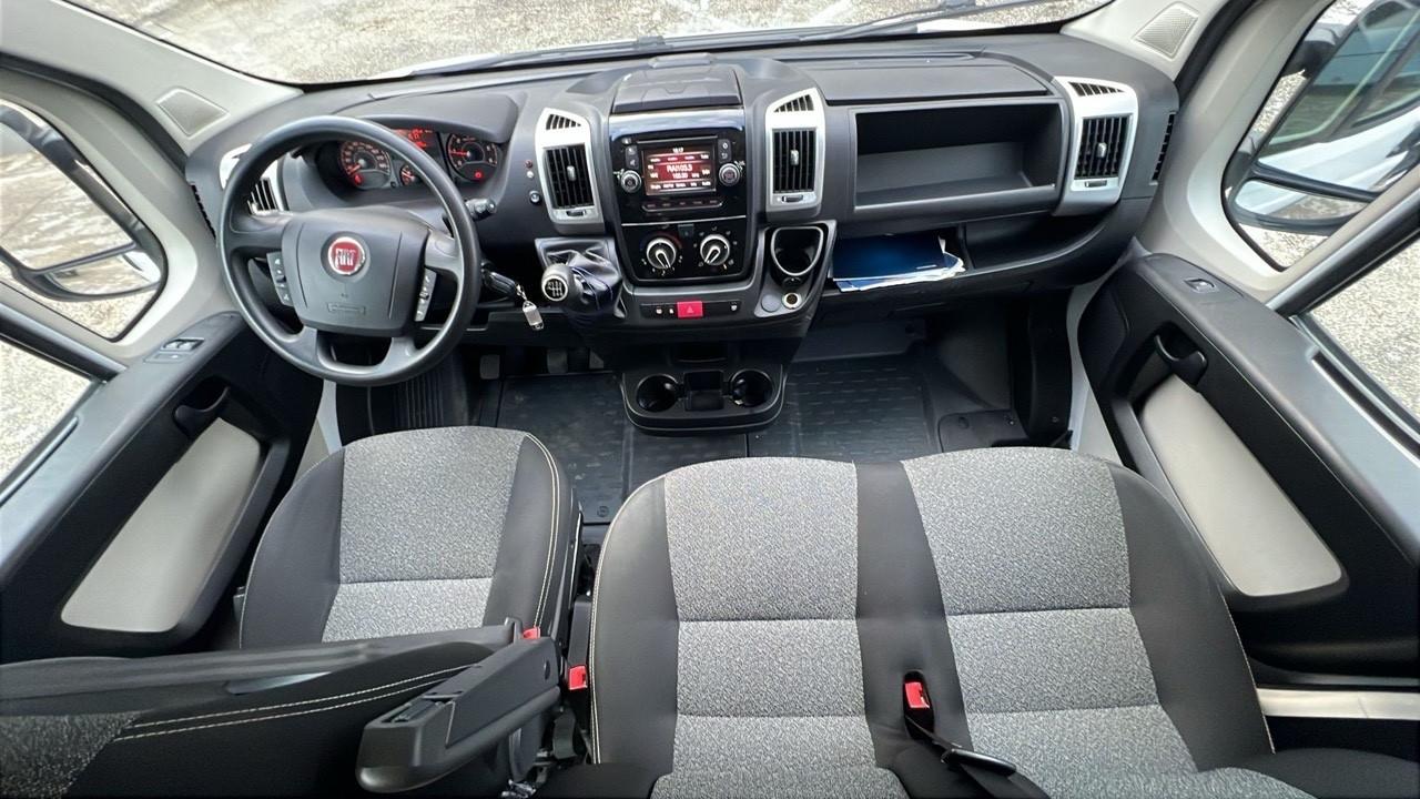Minibus 9 posti per disabili usato Fiat Ducato 290