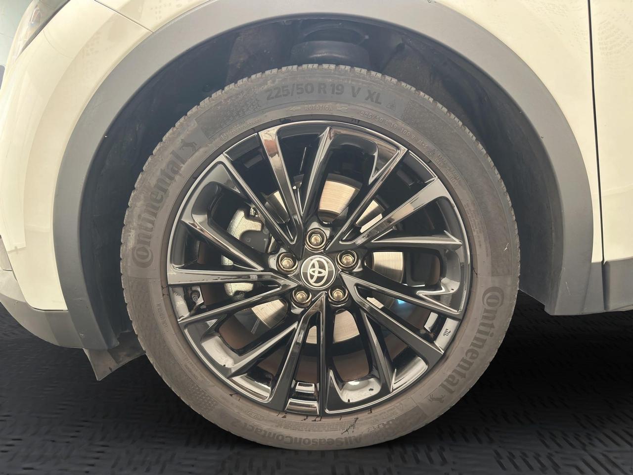 Toyota C-HR 2.0 hev GR Sport awd e-cvt