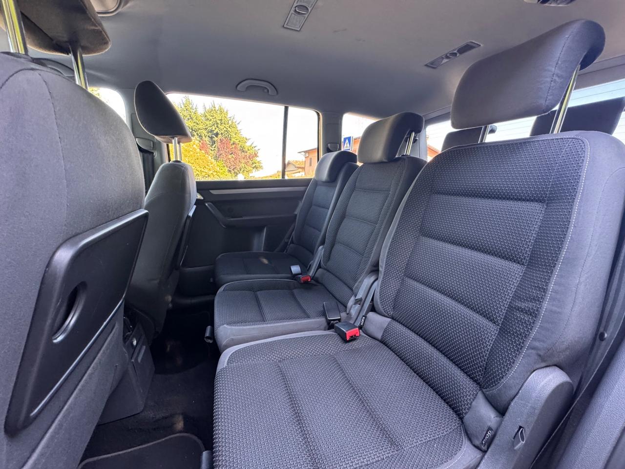 Volkswagen Touran 1.6 d, euro 5, anno 2012, 7 posti, cambio automatico!