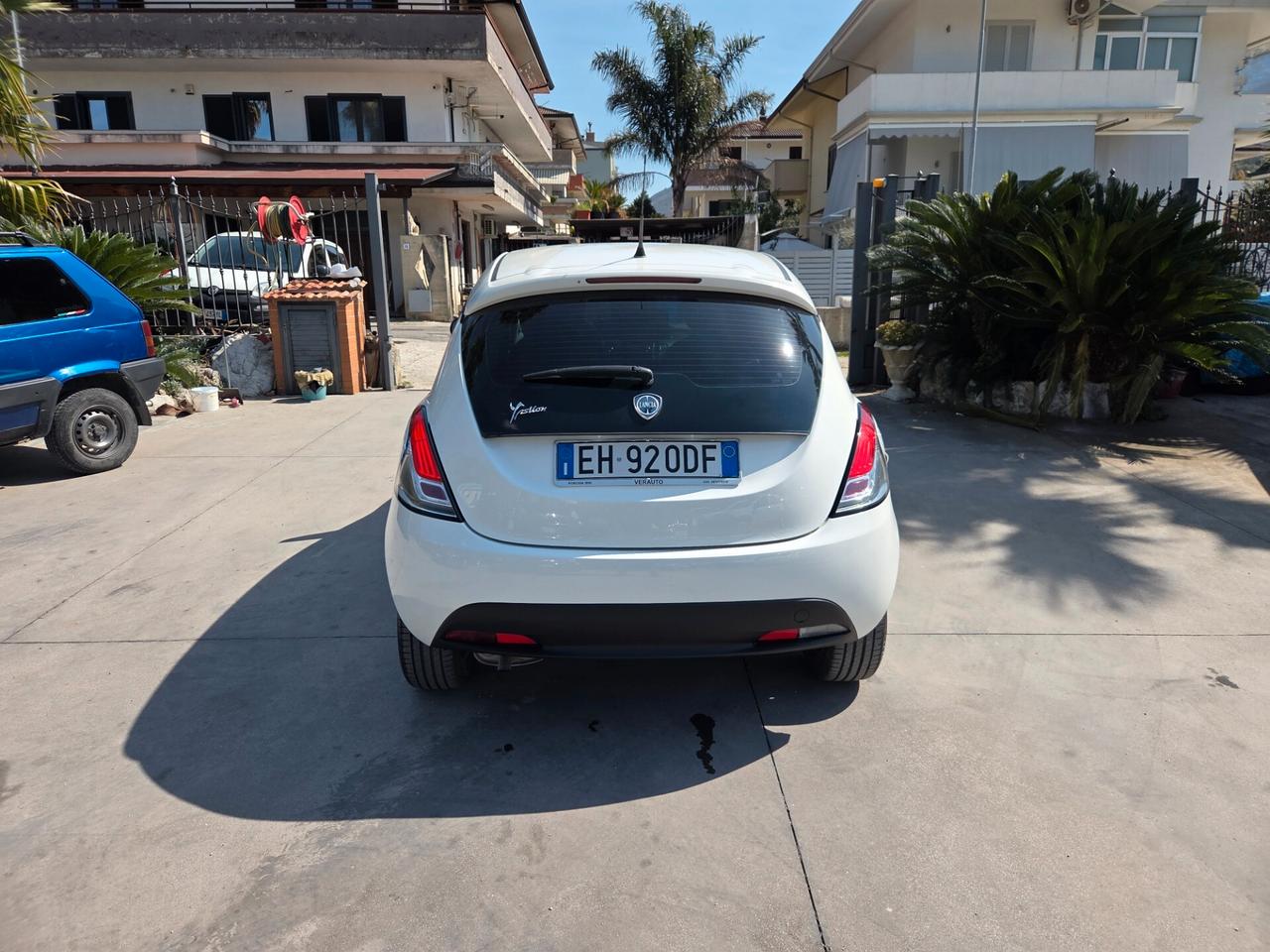 Lancia Ypsilon 1.2 69 CV 5 porte GPL Ecochic Silver
