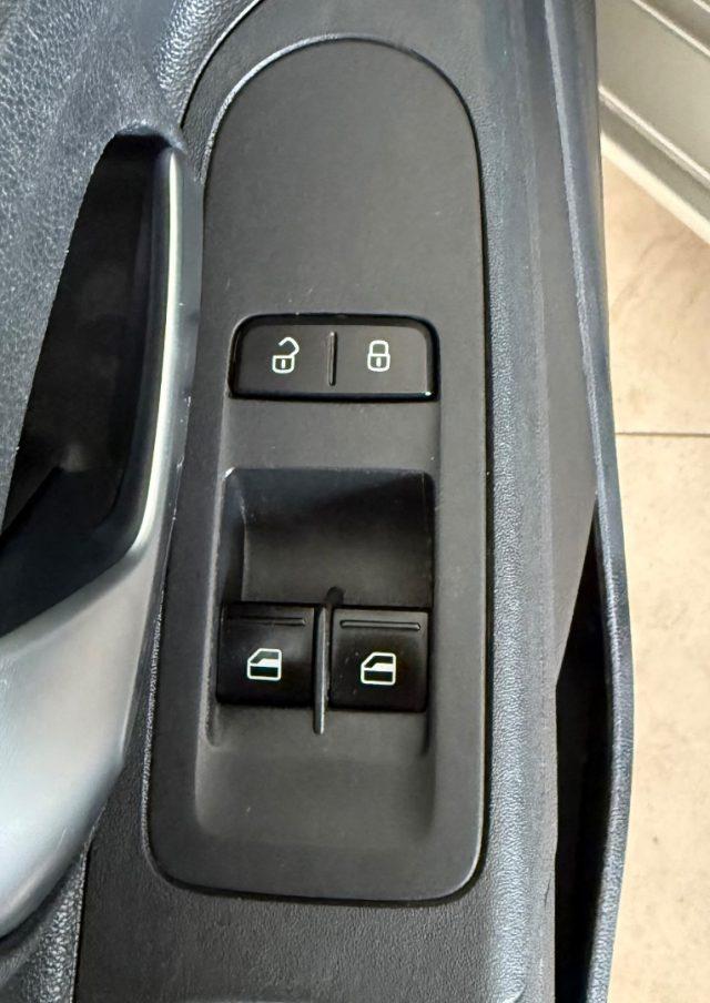 VOLKSWAGEN up! 1.0 75 CV 5p. high up!
