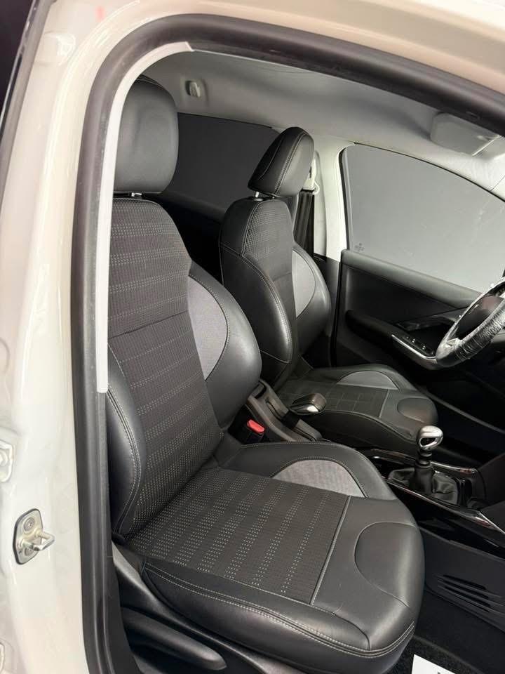 Peugeot 2008 BlueHDi 120 CV Crossway 2017