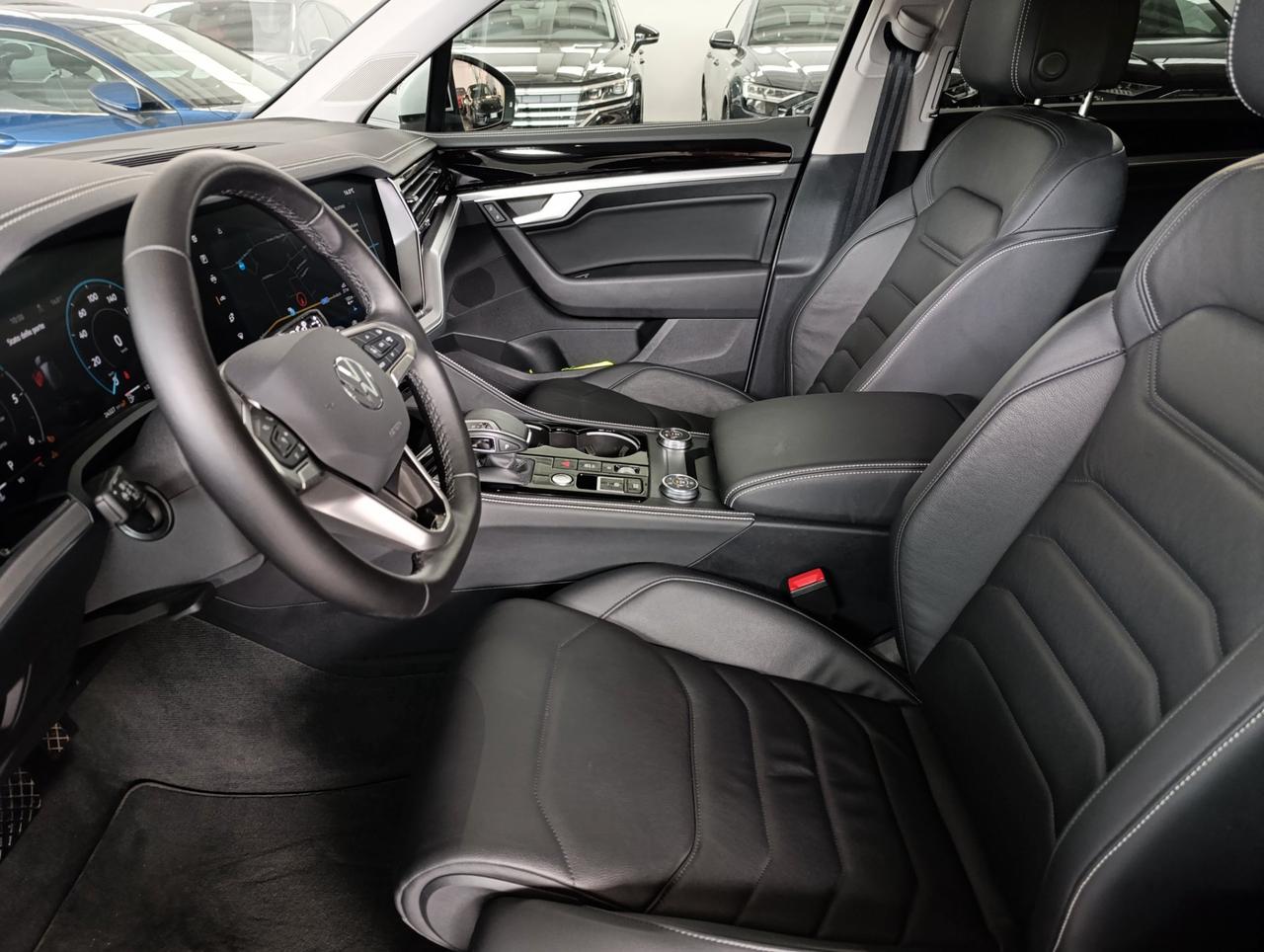 Volkswagen Touareg 3.0 V6 tdi scr 231cv auto