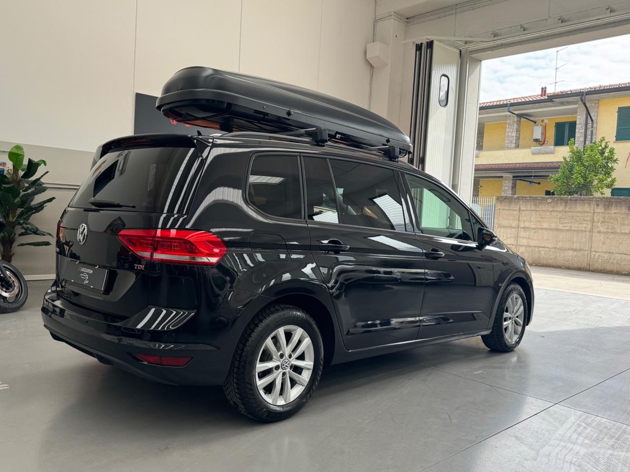 Volkswagen Touran 1.6 TDI 115 CV SCR DSG Highline BlueMotion Tech.