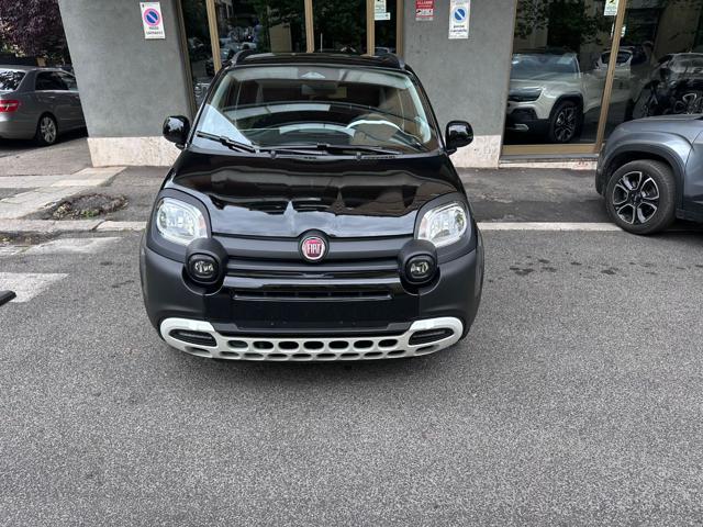 FIAT Panda 1.0 FireFly S&S Hybrid Pandina Cross-Navi-Carplay