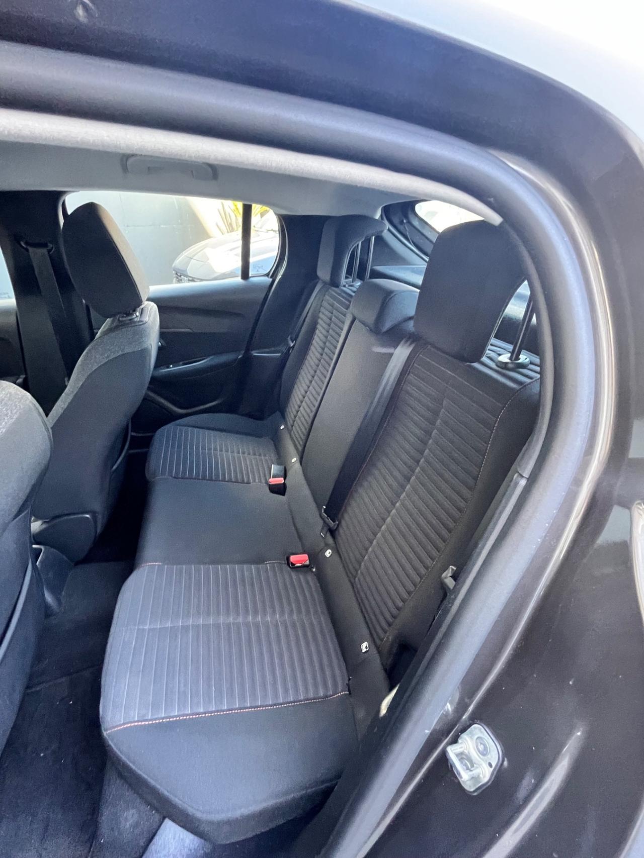 Peugeot 208 Active