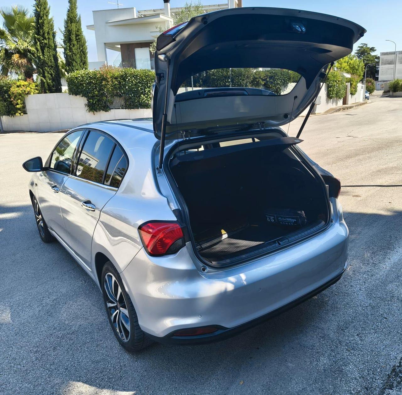 Fiat Tipo 1.6 Mjt S&S 5 porte Lounge