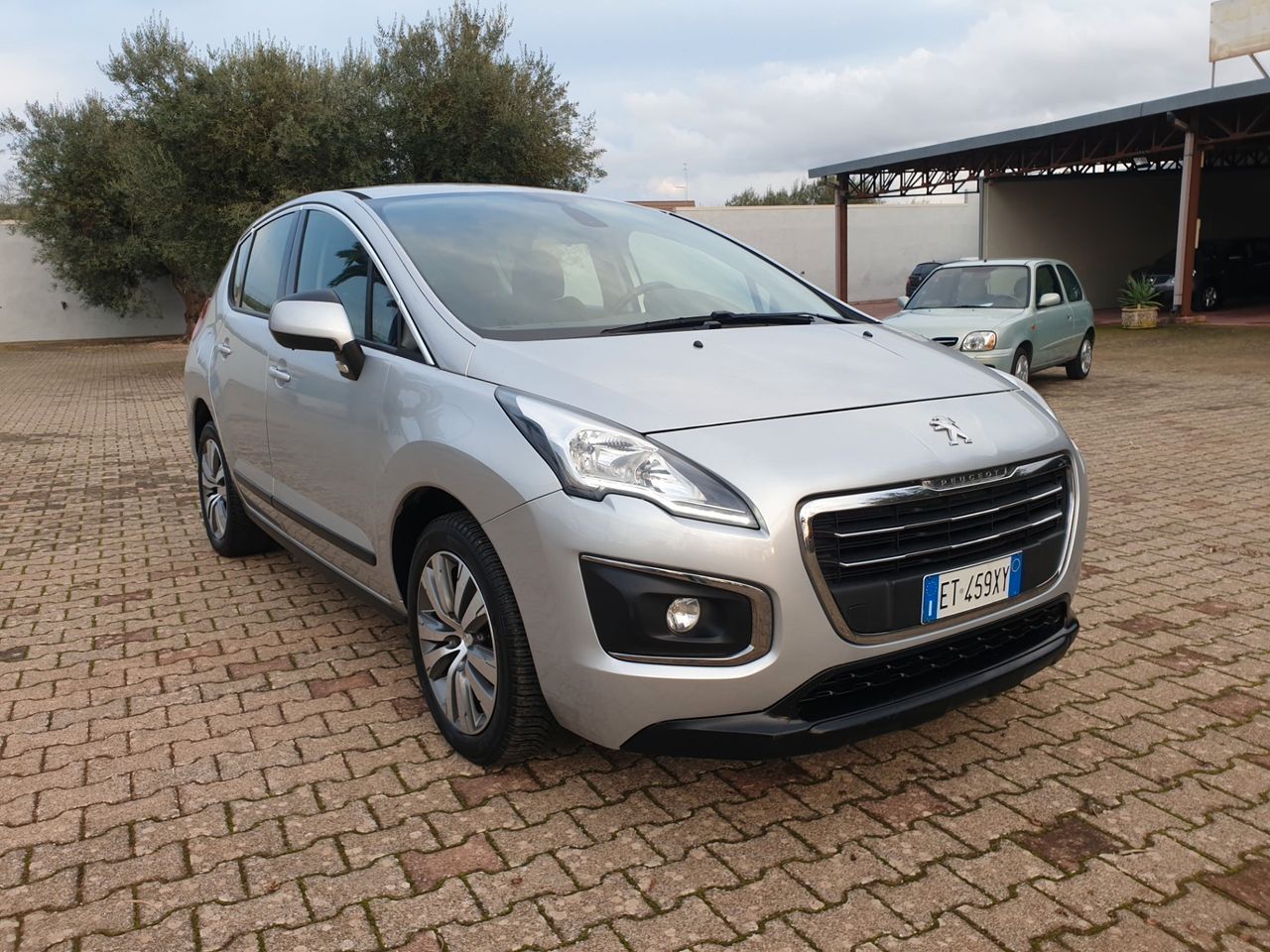 Peugeot 3008 1.6 HDi 115CV Allure