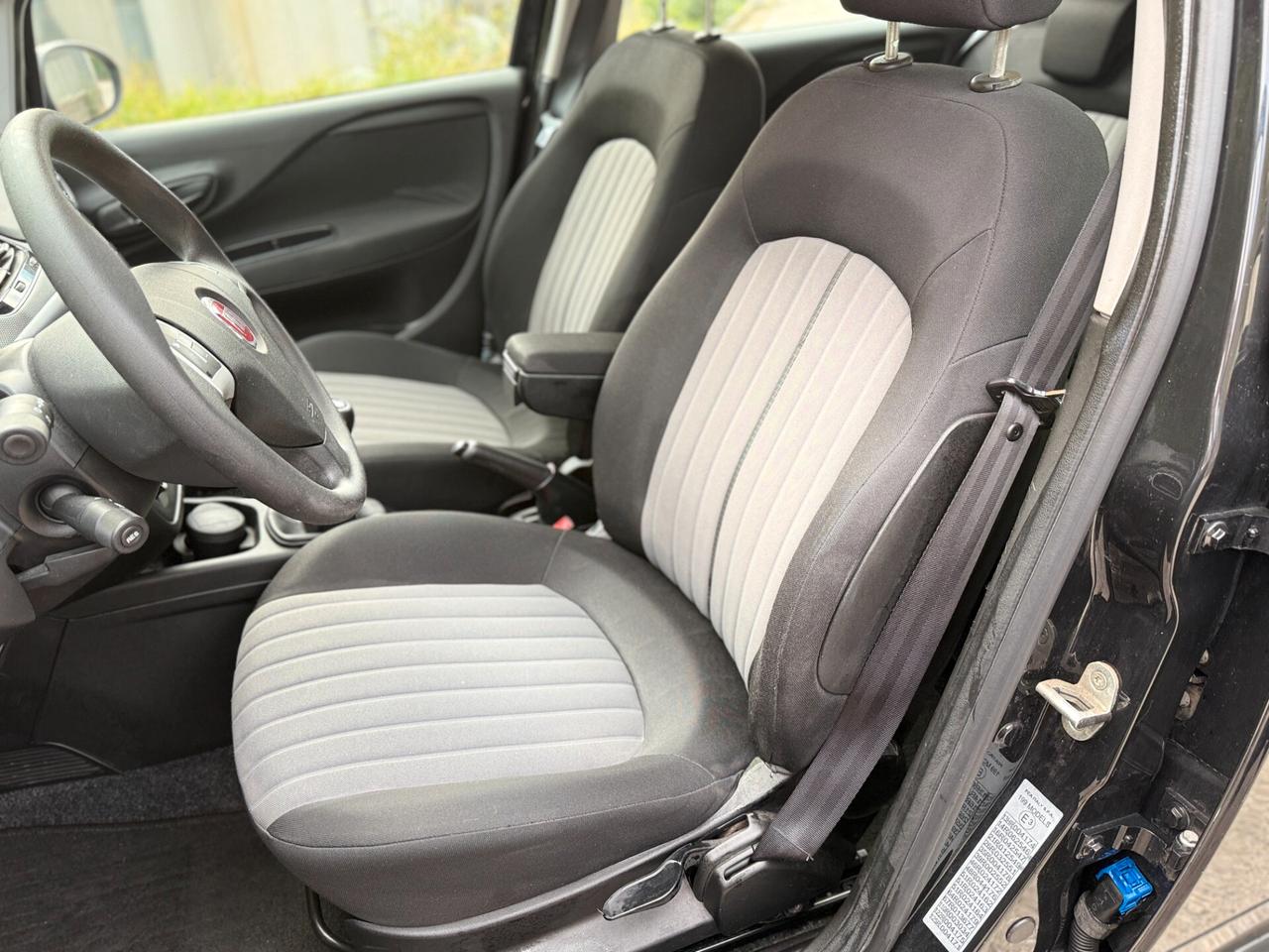 Fiat Punto 1.3 MJT II S&S 95 CV Street Euro6