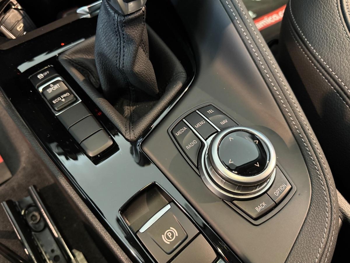 BMW X1 sDrive18d xLine Solo 45.000km