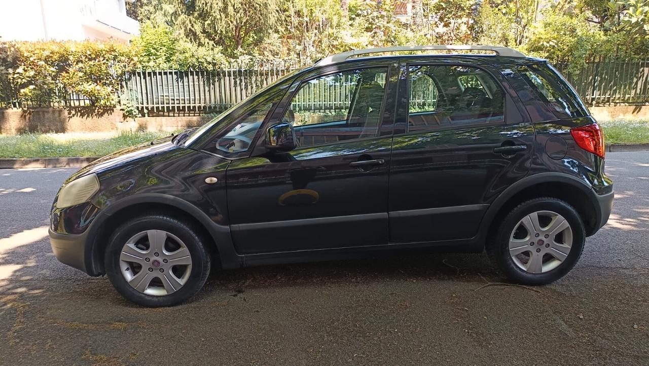 Fiat Sedici 1.9 MJT 4x4 Experience
