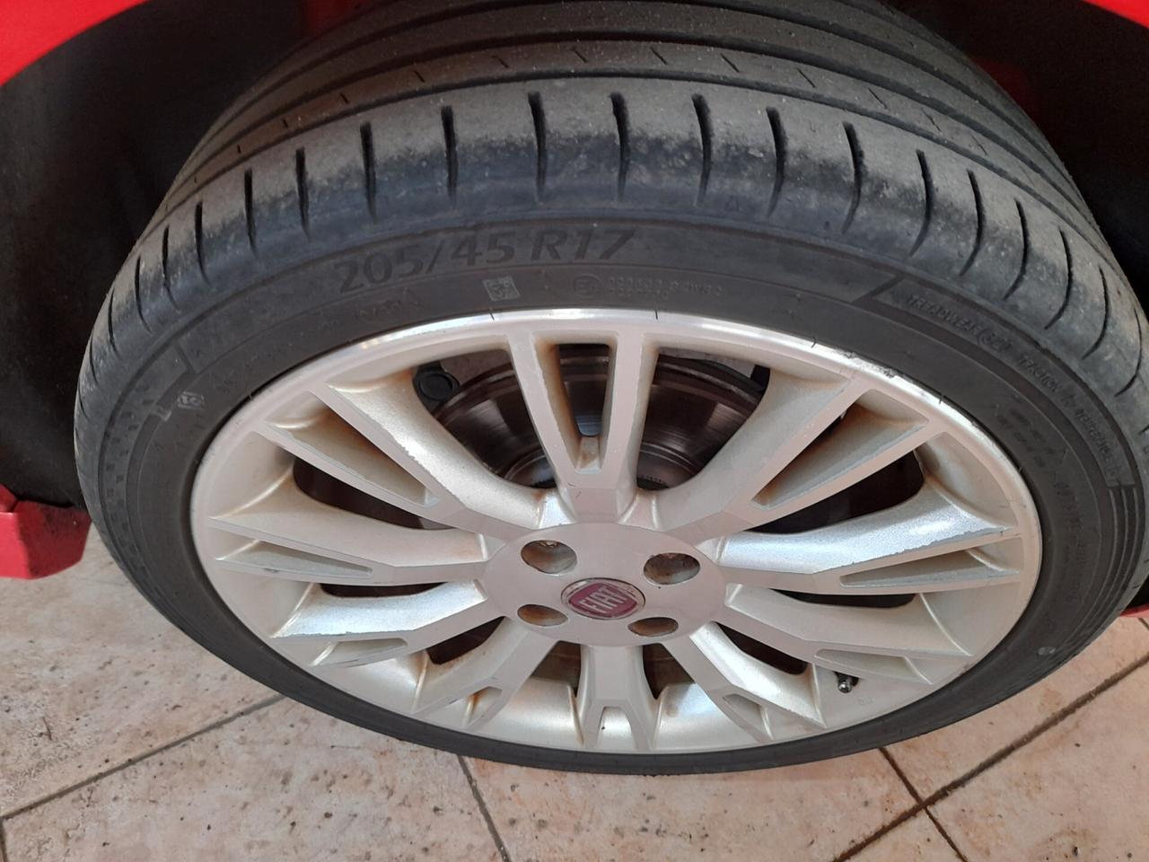 Fiat Grande Punto 1.4 Starjet 16V 3 porte Emotion