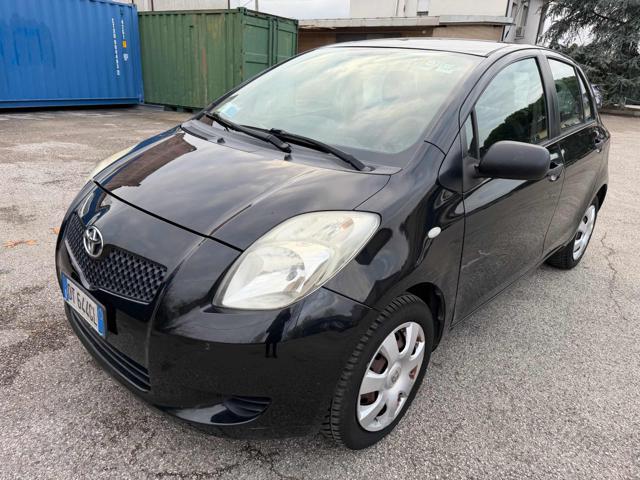 TOYOTA Yaris 194,888km 1.0 5p senza nessun lavoro da fare