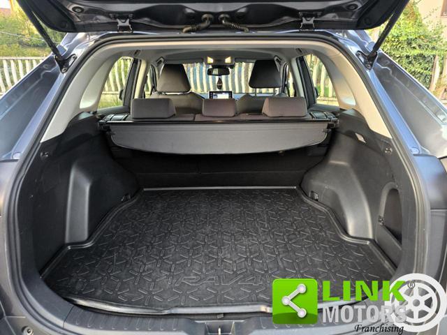 TOYOTA RAV 4 MY23 2.5 vvt-ie h Business 2wd 218cv e-cvt