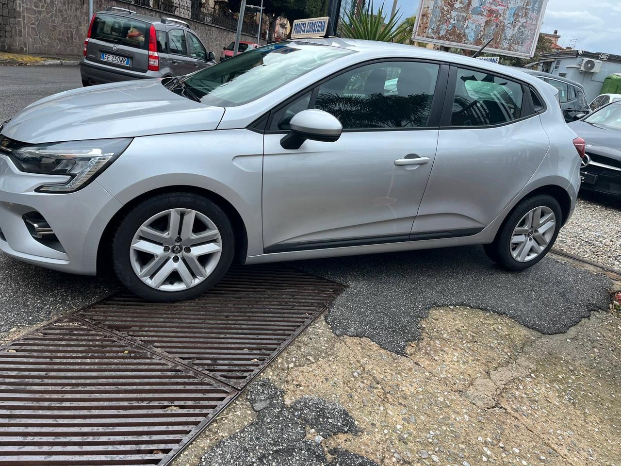 Renault Clio SCe 65 CV 5 porte Business