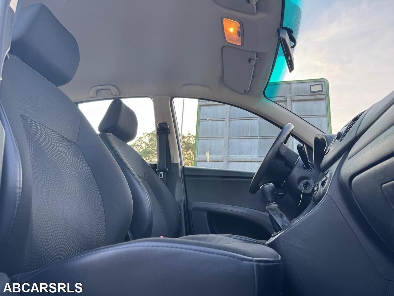 HYUNDAI - i10 - 1.1 12V Classic - NEOPATENTATI - FINANZIABILE