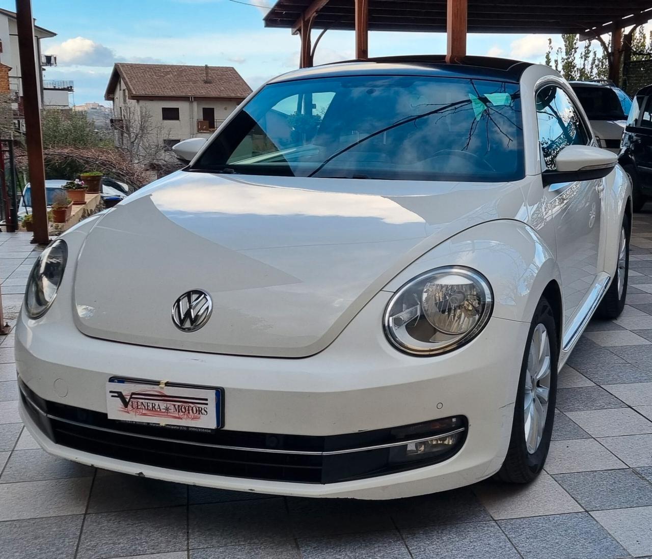 Volkswagen Maggiolino 1.6 TDI Design tetto navi