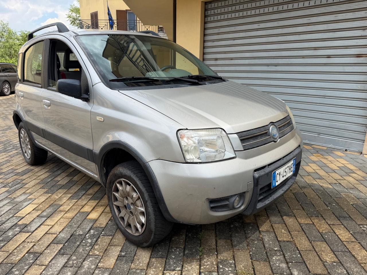 Fiat Panda 1.2 4x4 Climbing NEOPATETATI