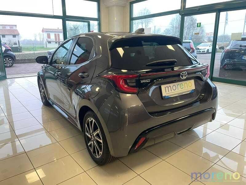 Toyota Yaris 1.5 hybrid Lounge