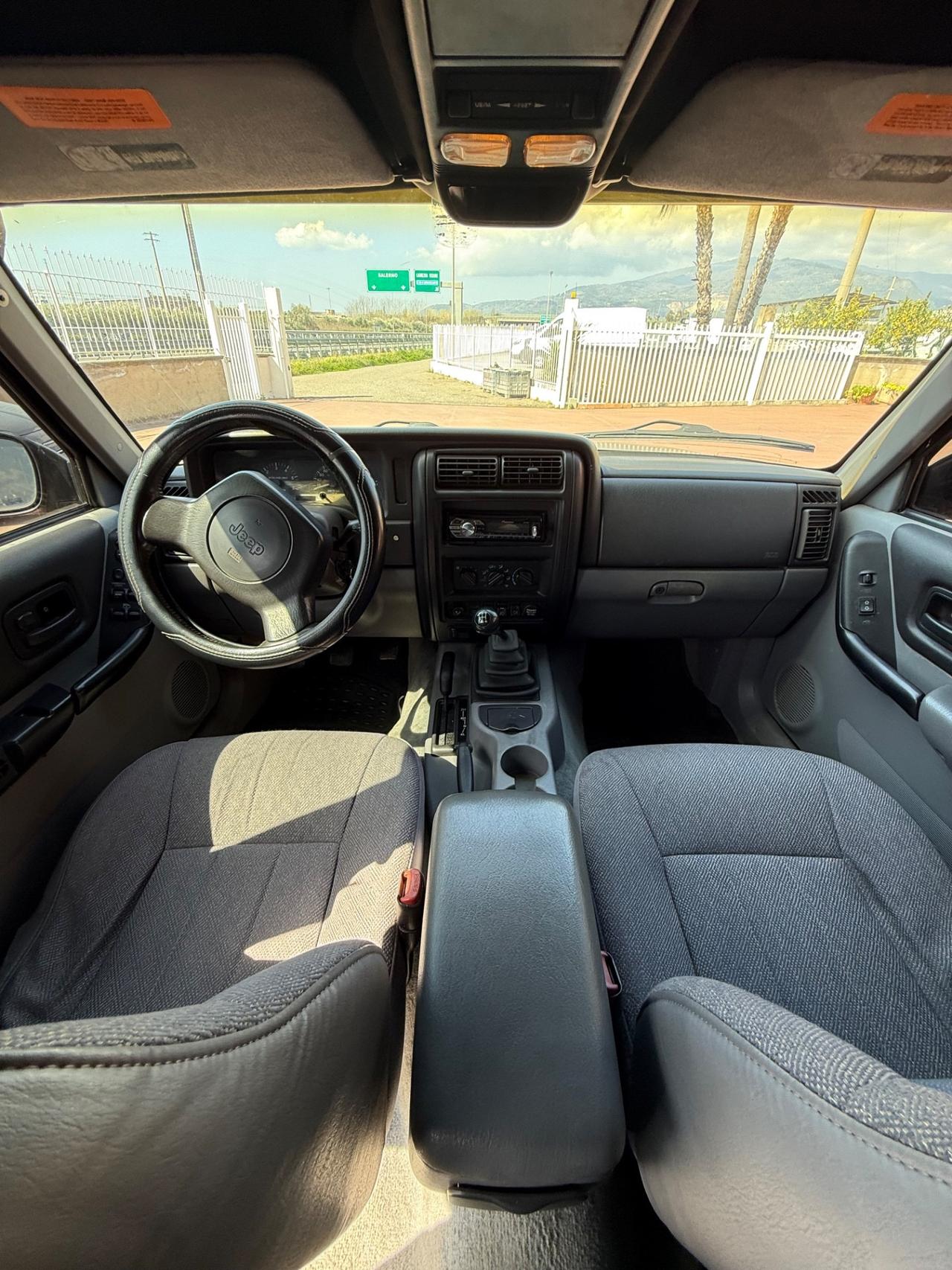 Jeep Cherokee 2.5 TD