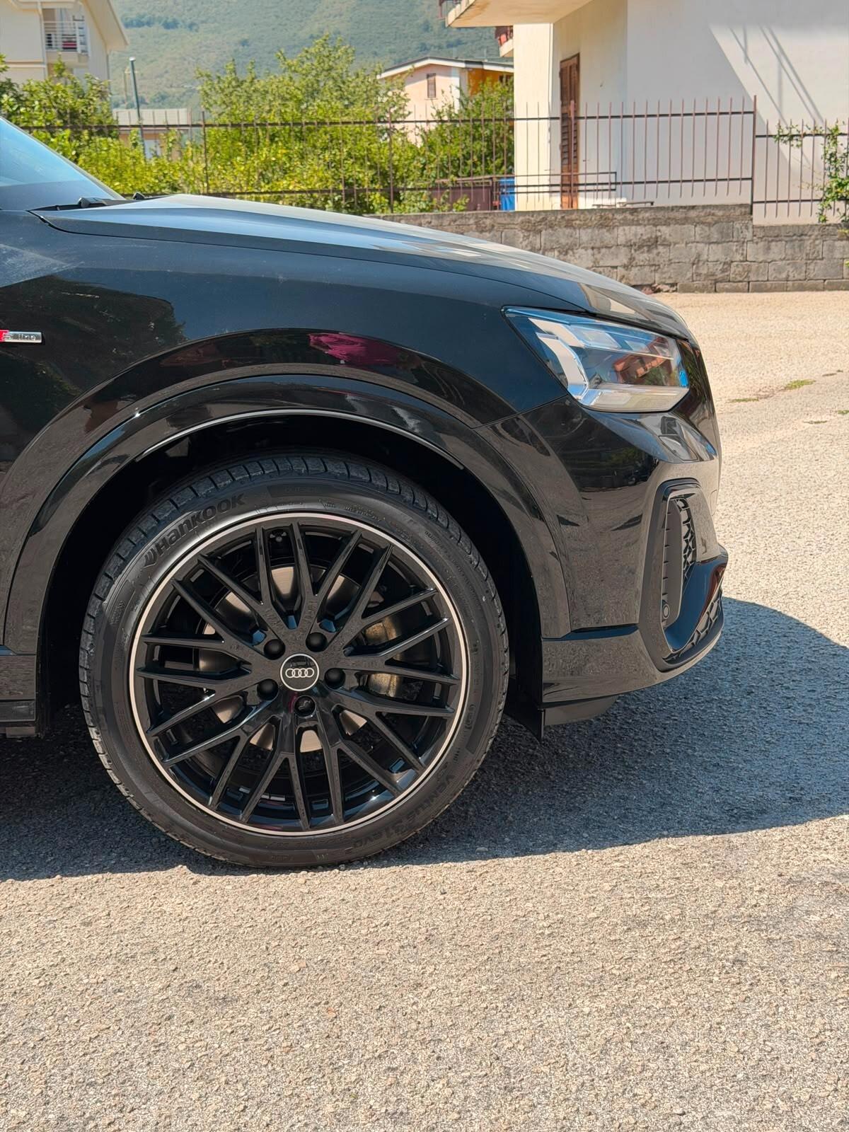 Audi Q2 30 TDI S line Edition