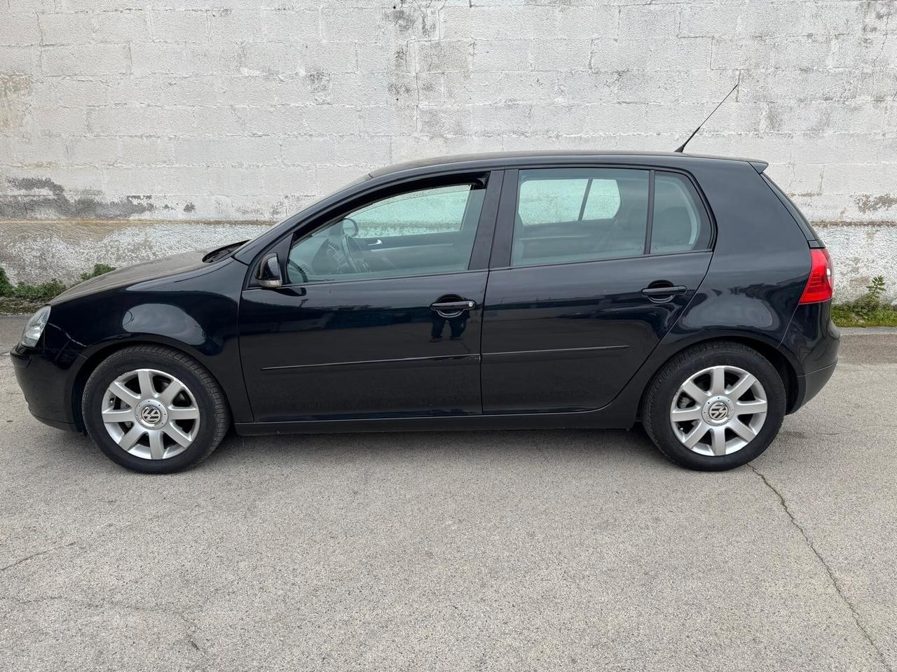 Volkswagen Golf 2.0 16V TDI 5p. Sportline