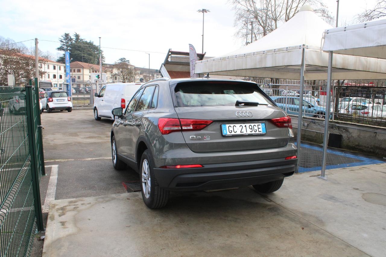 Audi Q3 35 TDI S tronic Business