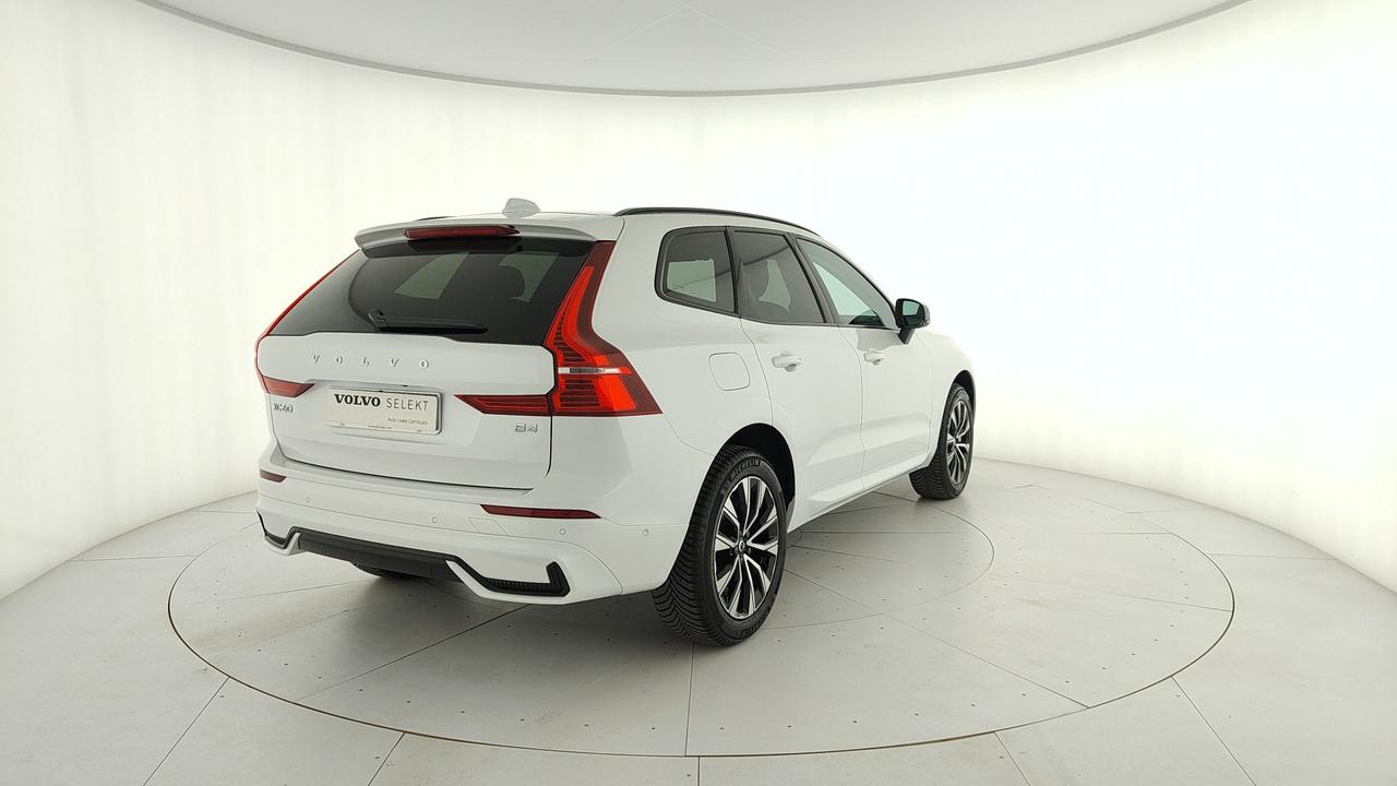 VOLVO XC60 2.0 b4 Plus Dark auto