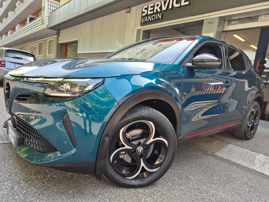 Alfa Romeo Junior 1.2 136 CV Hybrid eDCT6 Speciale
