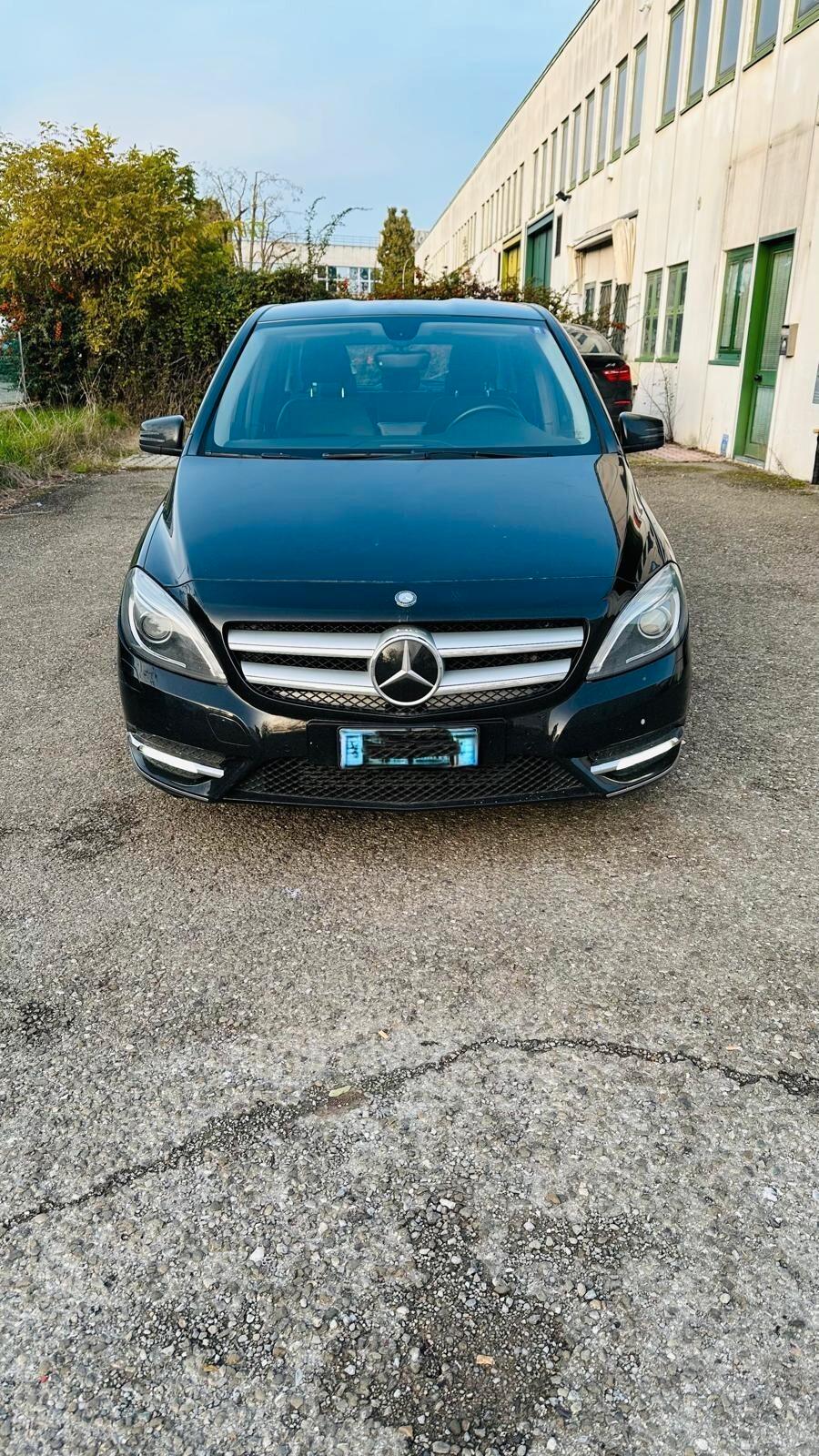 Mercedes-benz B 200 CDI Automatic Premium