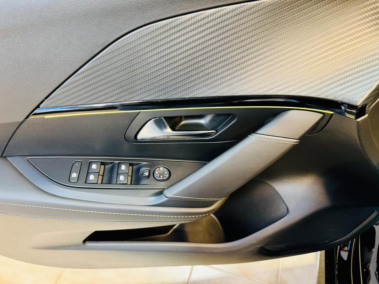 Peugeot 208 GT-Line 100Cv S&S / CarPlay Cam360°/ LED