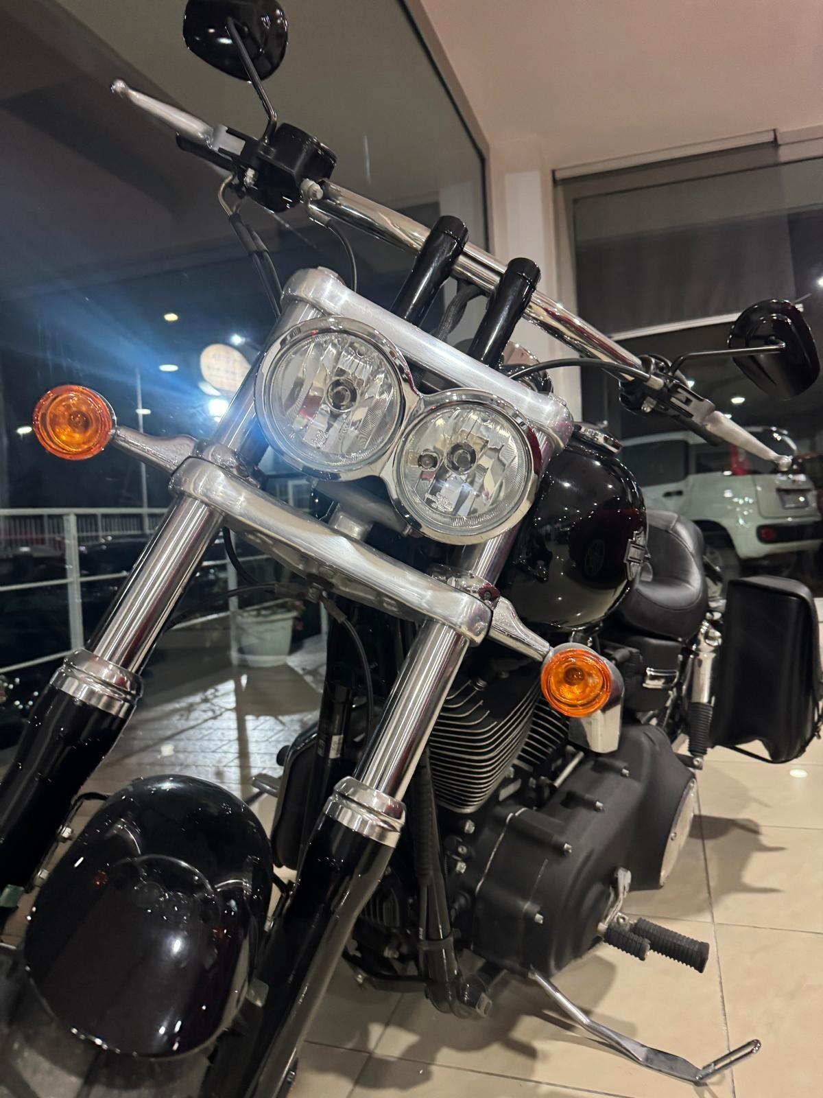 Harley-davidson FXDC Dyna Super Glide Custom