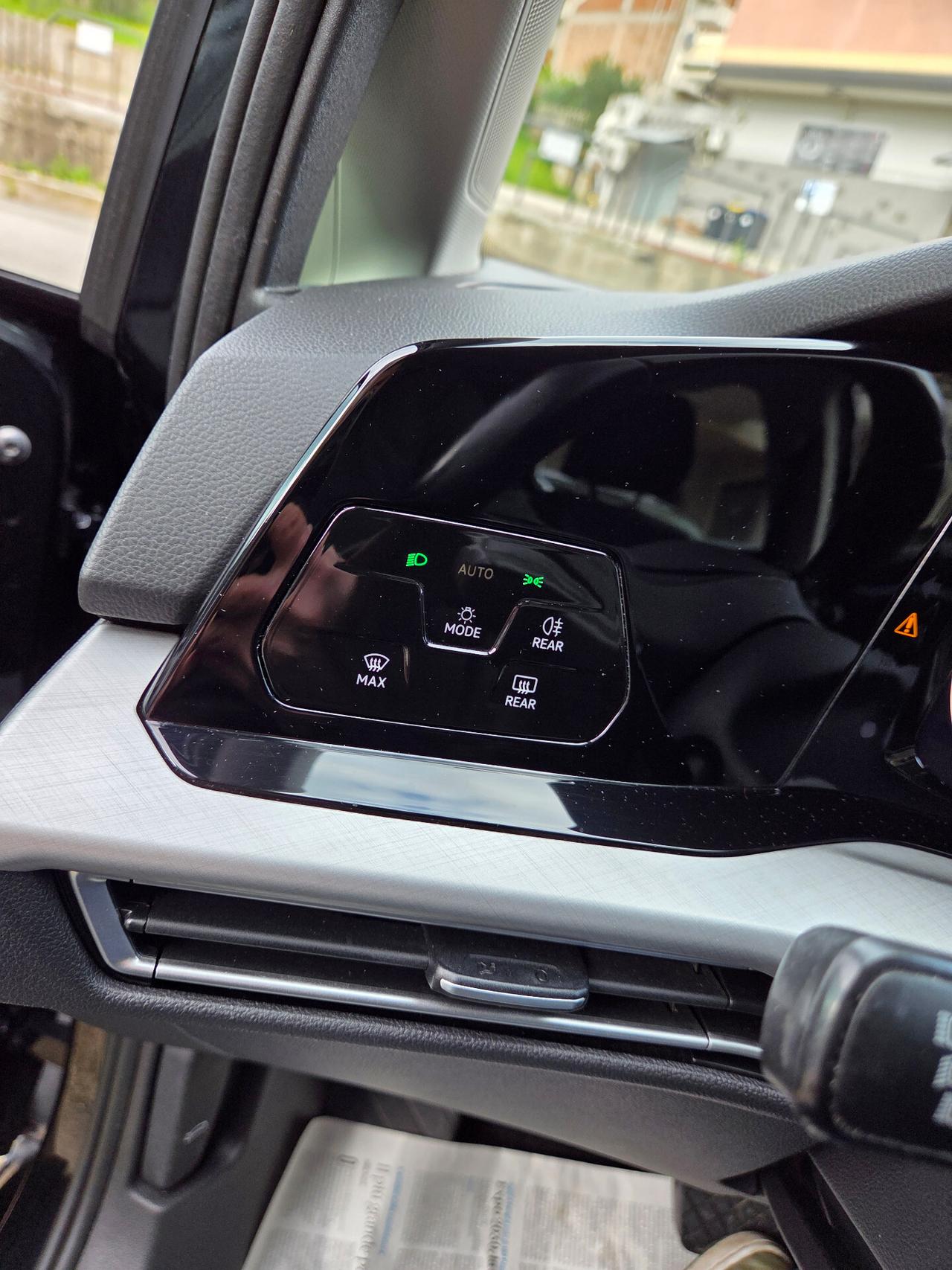 Volkswagen Golf 2.0 TDI 150 CV DSG SCR Style