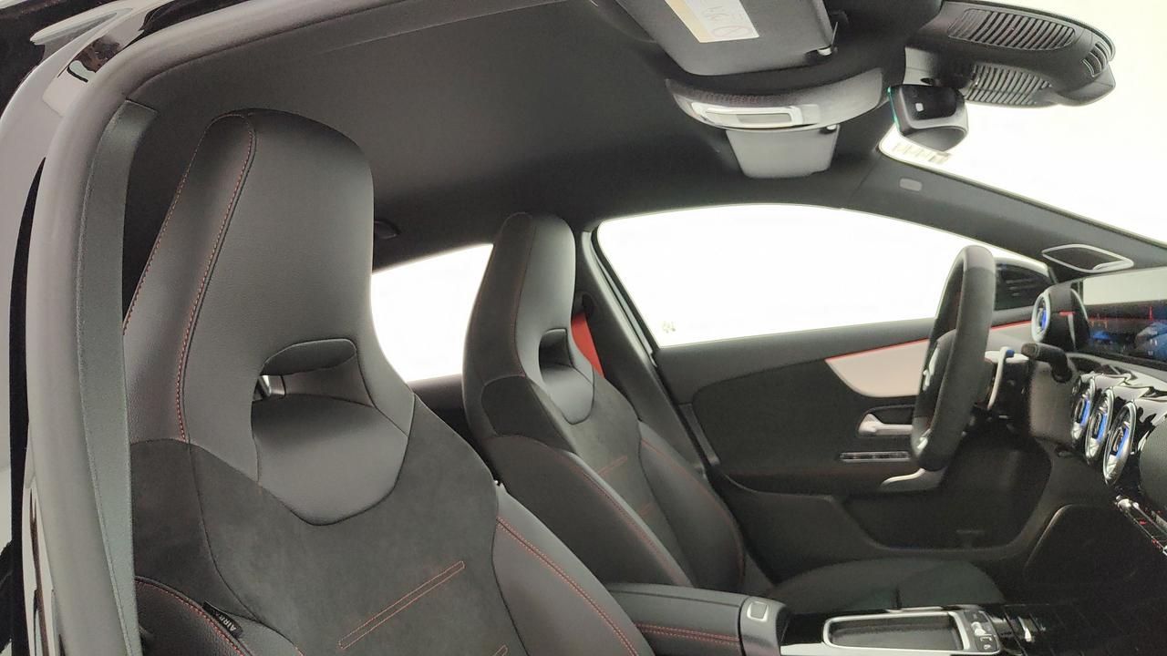 Mercedes-Benz Mercedes-AMG A 35 4MATIC