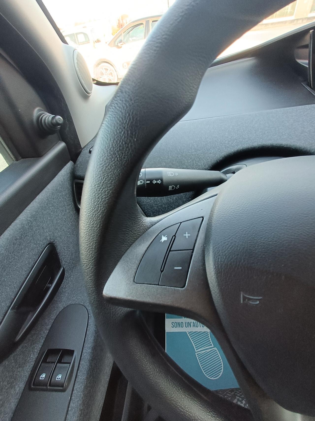 Lancia Ypsilon 1.2 69 CV 5 porte Elefantino Blu