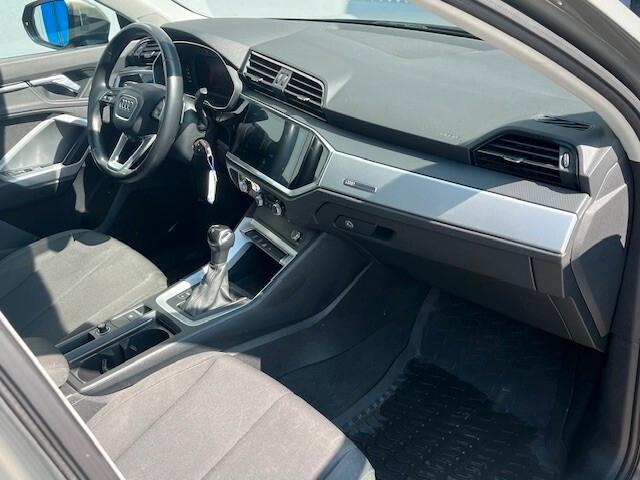 Audi Q3 35 TFSI S tronic Business Advanced
