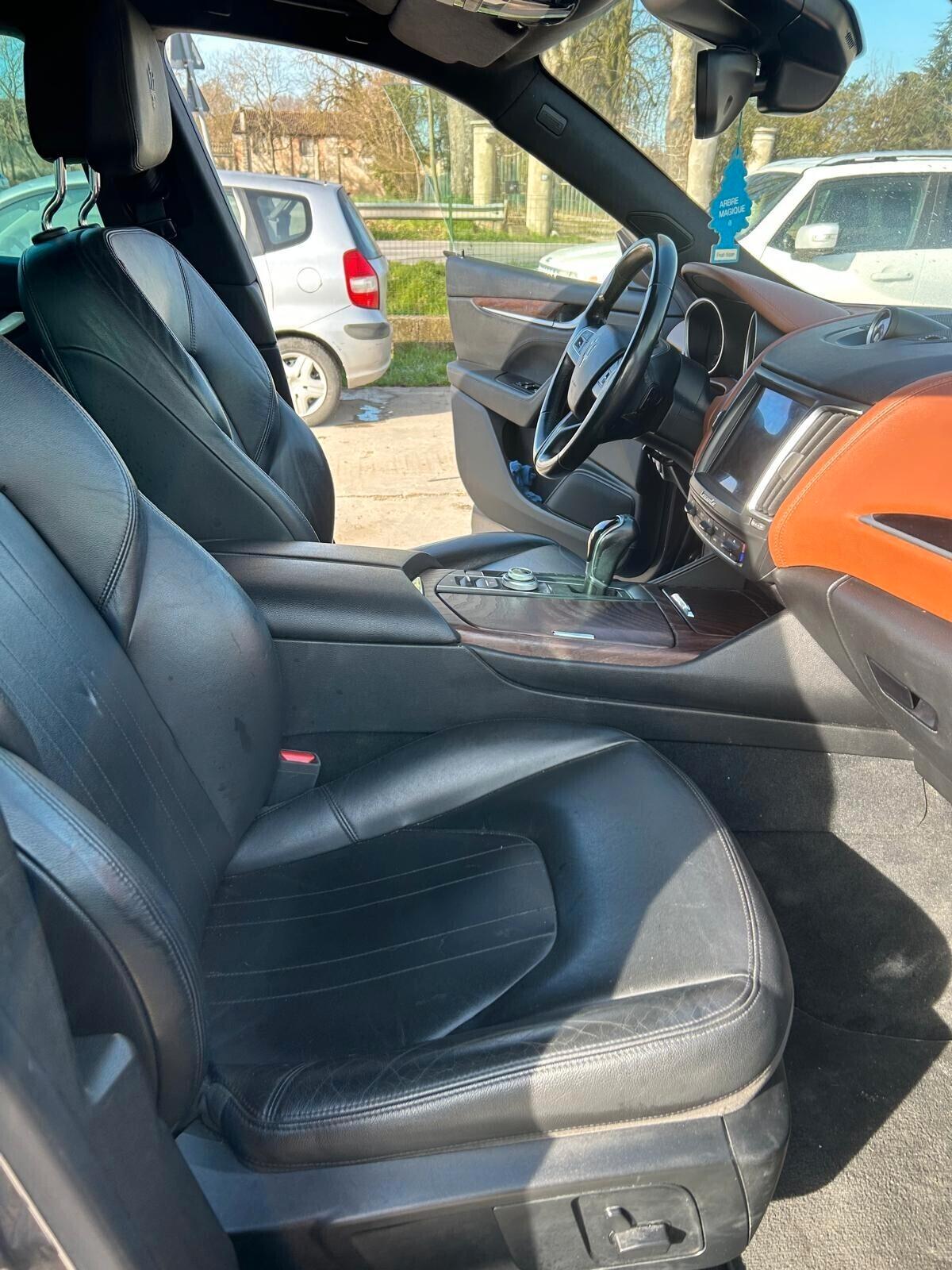 Maserati Levante V6 Diesel 275 CV AWD