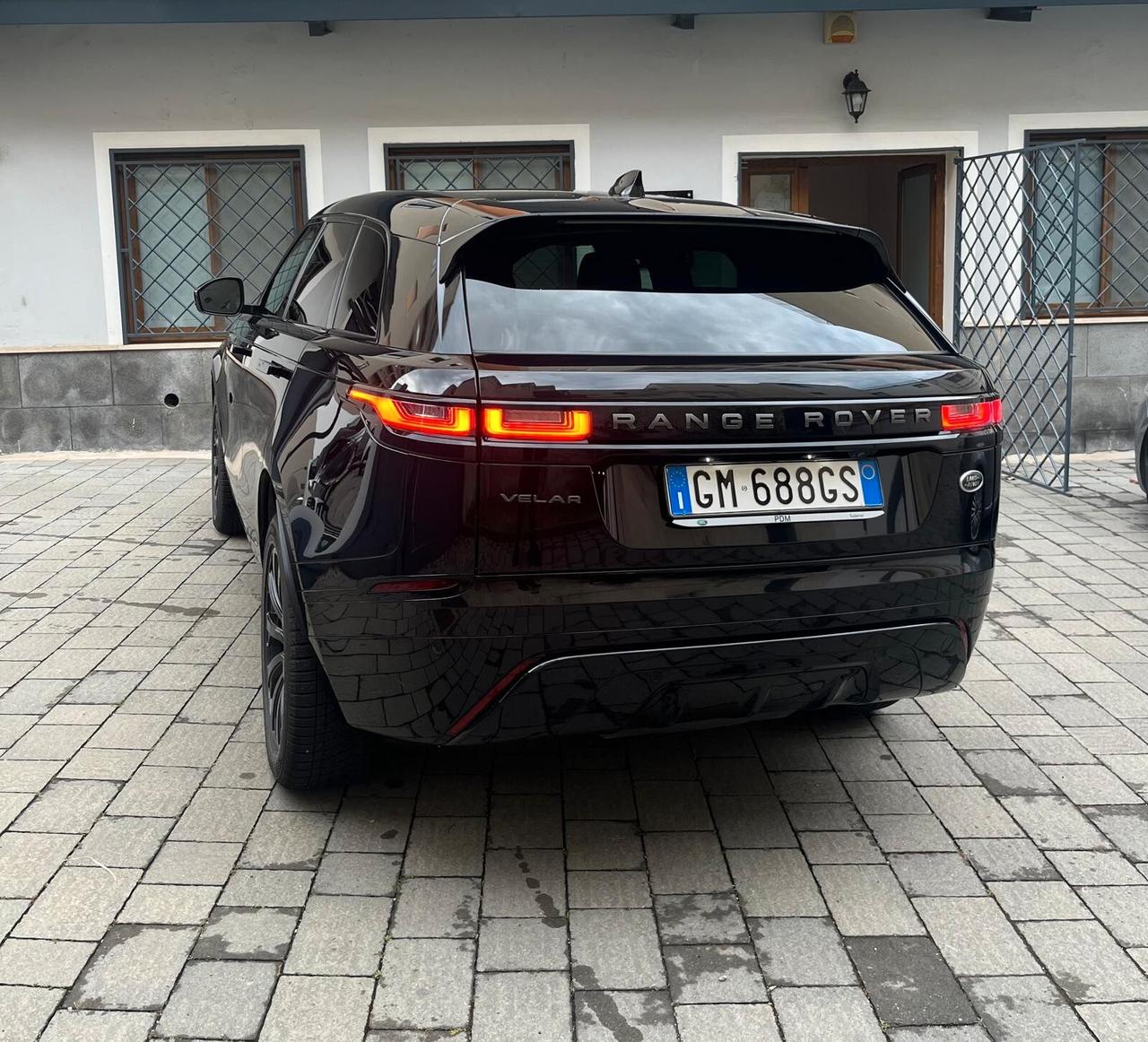 Land Rover Range Rover Velar 2.0D I4 204 CV R-Dynamic S
