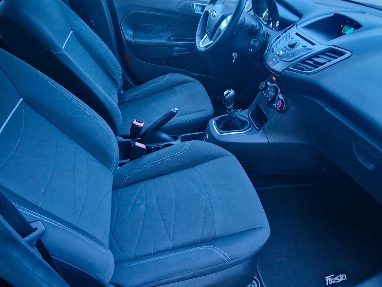 Ford Fiesta 1.4 5 porte Bz.- GPL Titanium