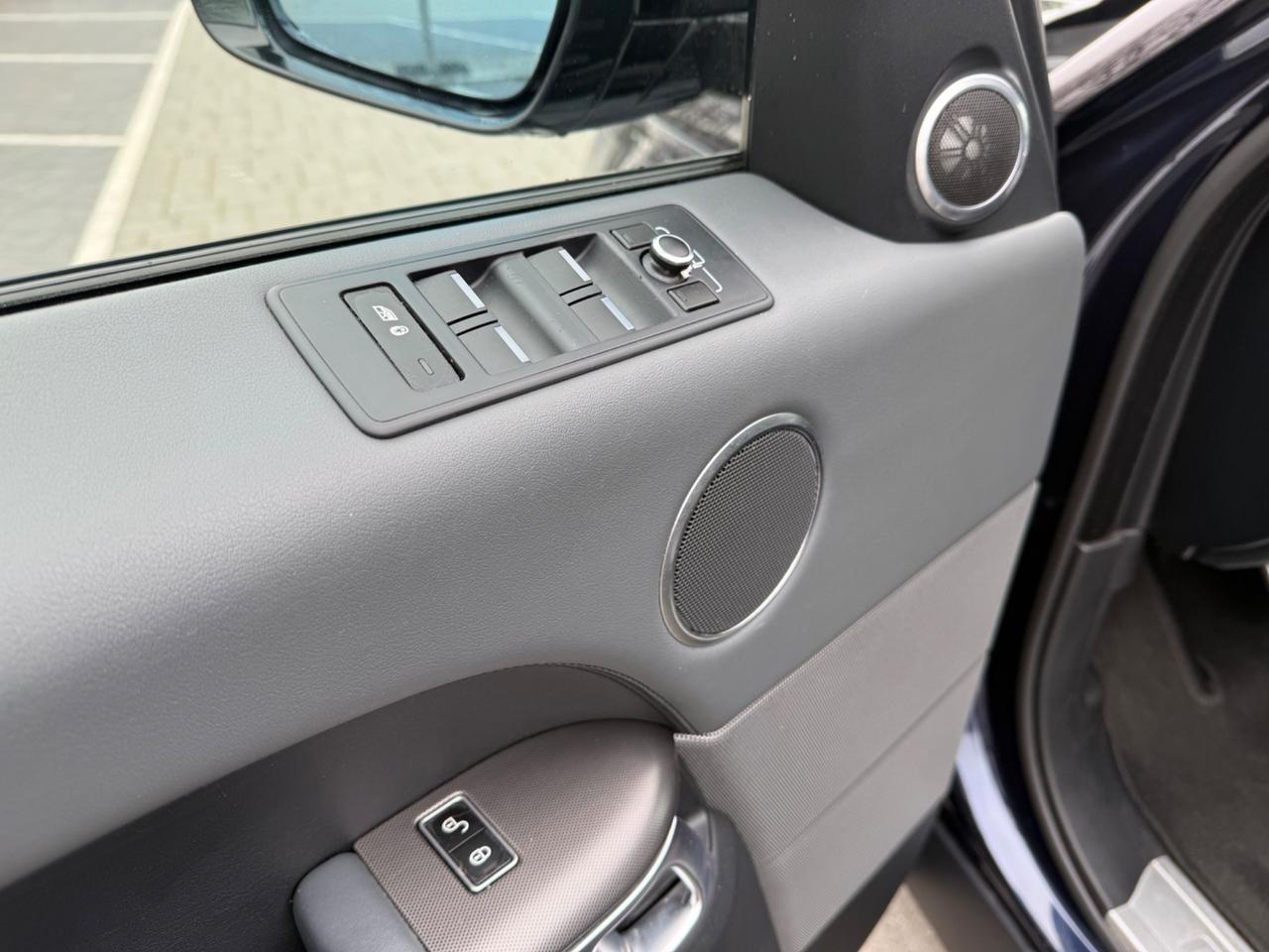 Land Rover Range Sport 3.0 TDV6 HSE Dynamic