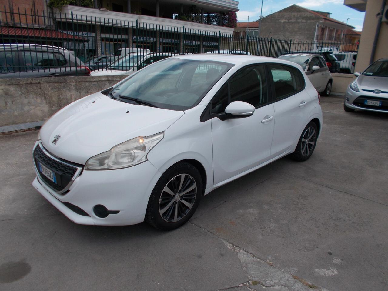Peugeot 208 1.2 VTi 82 CV 5 porte Access