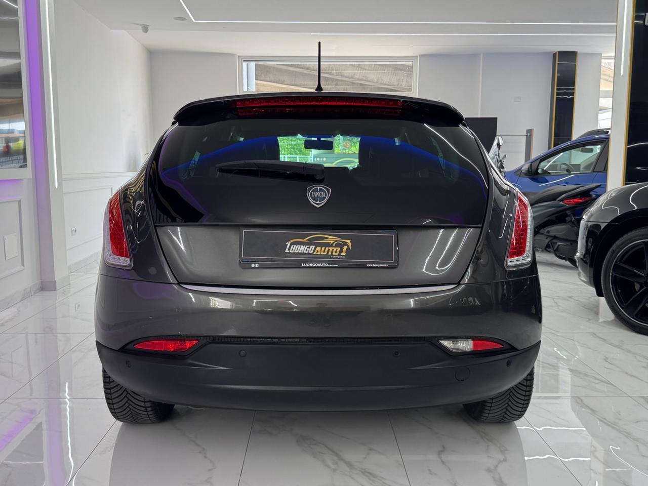 Lancia Delta 1.6 MJT Gold Full Opt