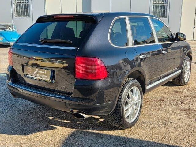 Porsche CAYENNE 3.2 V6 -UNI PRO -