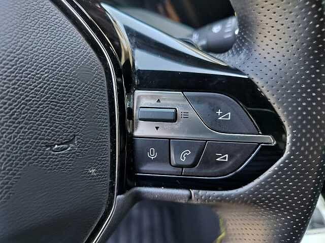 Peugeot 408 PureTech 130 S&S EAT8 GT